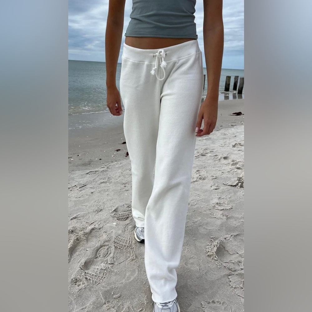 brandy melville rainey cotten sweatpants